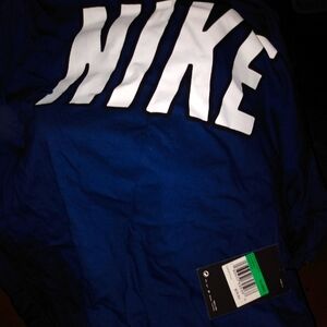 XL Blue Nike graphic T shirt New with Tags